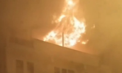 Kastamonu'nun ilçesindeki yangın paniğe neden oldu