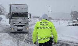 TEM ve D-100 ağır araçlara kapandı