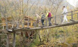 Kastamonu'da asırlık ahşap köprü zamana meydan okuyor