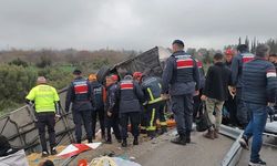 Ekipler seferber oldu: Feci otobüs kazasında 8 ölü, 26 yaralı