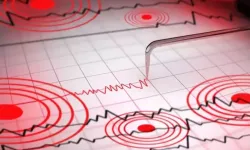 Erzincan’da 4,9’luk deprem: Çevre iller de sallandı