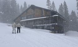 Ilgaz Dağı’nda Kış Yeniden Yüzünü Gösterdi: Kar Yağışı Etkili Oluyor