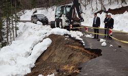 Kastamonu’da köy grup yolunda çökme: Hasarlı noktalar yerinde incelendi