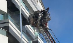 Otelde yangın çıktı! 8 kişi kurtarıldı: 1 kişi hastaneye kaldırıldı!