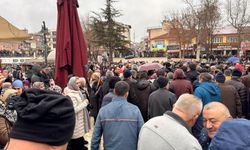 Serap Ekmekçi’den Nasrullah Camii’nde Hüseyin Ekici’ye Veda