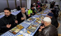 Taşköprü Belediye Başkanı Arslan ilk iftarını vatandaşlarla yaptı