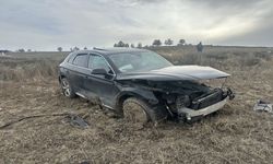 Tır ile Cip Çarpıştı: 4 Yaralı