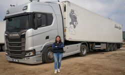Sıradan hayattan sıkıldı: Genç kadın uzun yol tır şoförü oldu