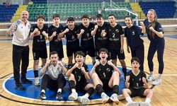 Bozkurt Ortaokulu Voleybol Takımı Türkiye Şampiyonu Oldu