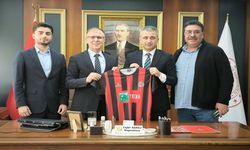 İstanbul Kastamonuspor’dan Fatih Kaymakamı Cafer Sarılı’ya ziyaret