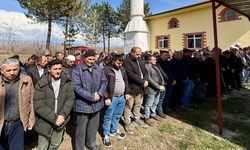 Taşköprü'de toprağa verildi: Cenaze namazına Milletvekili Halil Uluay'da katıldı