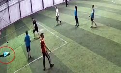 Halı sahasında acı olay: Göğsüne çarpan top sonrası kalbi durdu