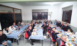 Hasan Baltacı İtfaiye Personeliyle Ramazan Sofrasında Buluştu