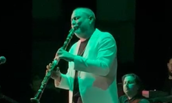 Hüsnü Şenlendirici Kastamonu’yu Büyüledi: Unutulmaz Konser Akşamı