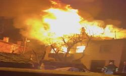 Kastamonu'da korkutan yangın: Geceyi alevler aydınlattı!