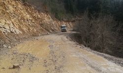Kastamonu'nun ilçesinden tepki geldi! Köy yolu tahrip oldu: Vatandaşlar çözüm bekliyor!