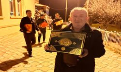 Kadir Gecesinde 450 adet Kur'an-ı Kerim dağıtıldı