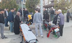 Minibüs ile motosiklet çarpıştı: 1 yaralı