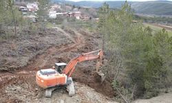 Taşköprü'nün köyünde beklenen yol çalışması başladı