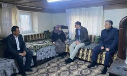 Taşköprü'nün köyünü ziyaret etti: Vatandaşların hayır duasını aldı