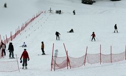 Yurduntepe Kayak Merkezi’nde hafta sonu hareketliliği sürüyor