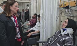 Feci Kaza Sonrası Vali Arslan Öğrencileri Hastanede Ziyaret Etti