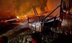 Feci olay! Samanlığa yıldırım düştü: Samanlık ve traktör küle döndü!