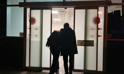 Husumetli grupların kavgası kanlı bitti: 3 kişi yaralandı