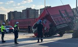 Bayrampaşa’da feci kaza: 1 çocuk hayatını kaybetti, 6 yaralı