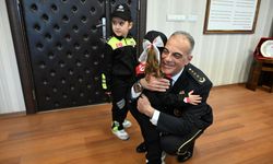 Kastamonu'da geleceğin polisleri 181. Yıl coşkusuna ortak oldu