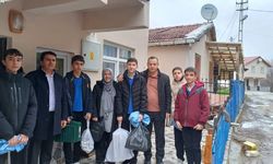 Kastamonu'da öğrenciler ailelerin evlerini yeniliyor
