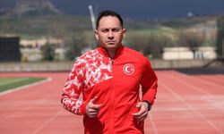 Kastamonu'dan mezun olan polis memuru milli formayla madalyalar kazanıyor