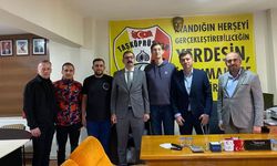 Taşköprü Kaymakamı Demirdağ, Taşköprüspor’u ziyaret etti