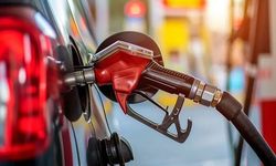 Motorinde indirim kısa sürdü: Bu gece tabelalar değişiyor!