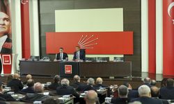 CHP Genel Başkanı Özel, İl Başkanlarını Ankara'da topladı