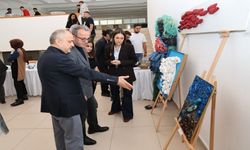 Sahillerden toplanan deniz atıkları sanata dönüştürüldü