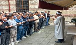 Taşköprü’de, okul saldırılarında hayatını kaybedenler için gıyabi cenaze namazı kılındı