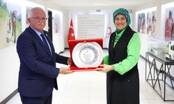Türk Kızılay Taşköprü’den Genel Merkez ziyareti