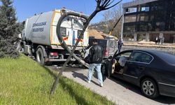 Zincirleme kaza: Belediye aracı da karıştı, 4 yaralı