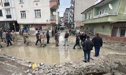 28 yıl sonra benzer felaketle sarsıldılar: Selin yaraları sarılıyor