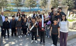 Kastamonu’da üniversiteli öğrencilere miniklerden büyük alkış