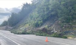 Kastamonu’da heyelan: Ulaşıma kapandı!
