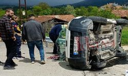 Taşköprü–Hanönü yolunda kaza: Hafif ticari araç takla attı