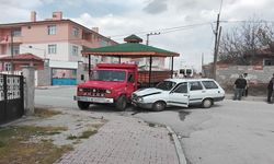 Feci kaza: Yaralı sürücü hastanede hayatını kaybetti