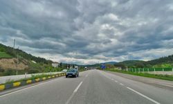 Faciadan dönüldü! Karabük yolunda ters şerit paniği
