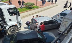 Kastamonu'da sorumsuz sürücü trafiği felç etti!