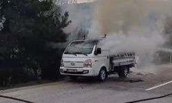 Kastamonu’da korku dolu anlar: Seyir halindeki araç alev aldı