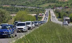Kurban Bayramı sonrası dönüş yoğunluğu: Kemikli Rampasında trafik kilitlendi