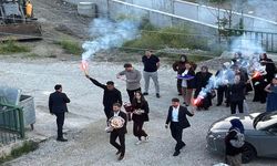 Hanönü’nde mutlu gün: Meşalelerle başkanın evine yürüdüler