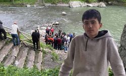 Şelale göletine giren 15 yaşındaki çocuk boğuldu